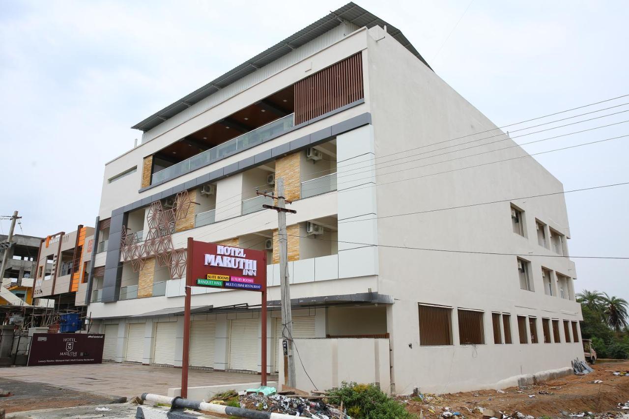 Hotel Maruthi Inn Nirmal  Екстериор снимка